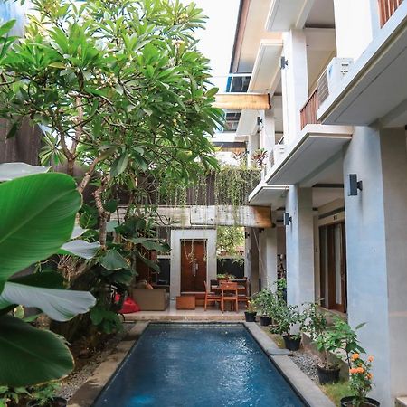 Alia Home Denpasar  Exterior photo