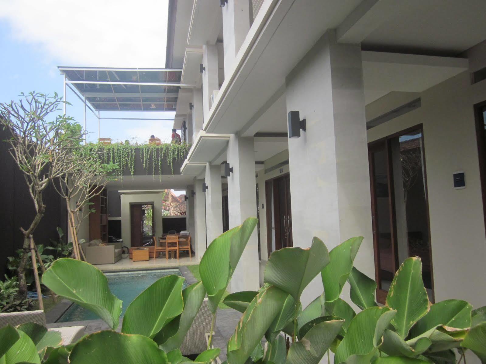 Alia Home Denpasar  Exterior photo
